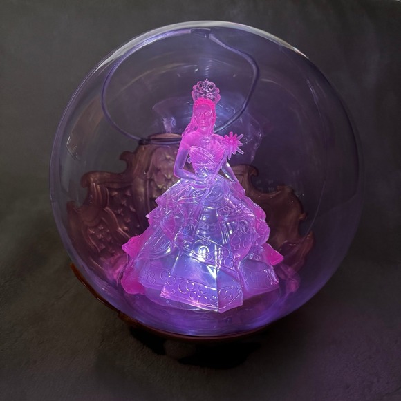 Wicked for Good Glinda Bubble Popcorn Bucket, LED - Limited Supply - BRAND NEW!! - Picture 4 of 7